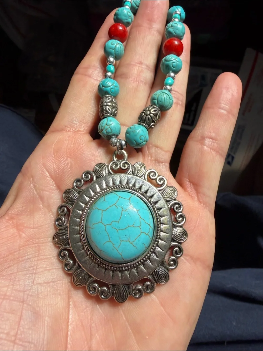 Vintage Silver Tone Blue Read Beaded Pendant Necklace